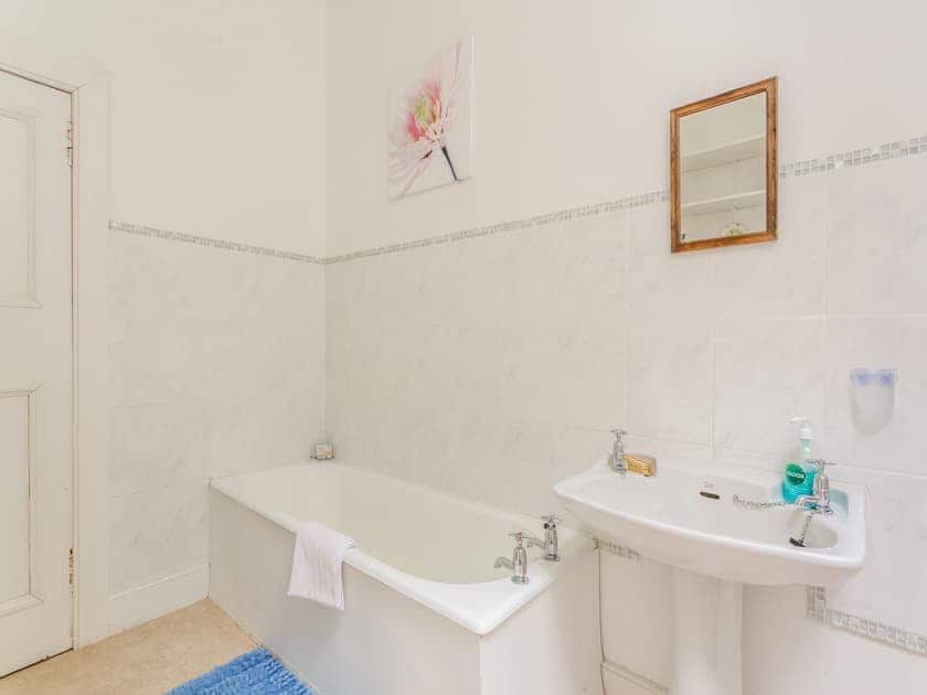 Bathroom | The Cottage - Barrock House, Lyth, near Wick