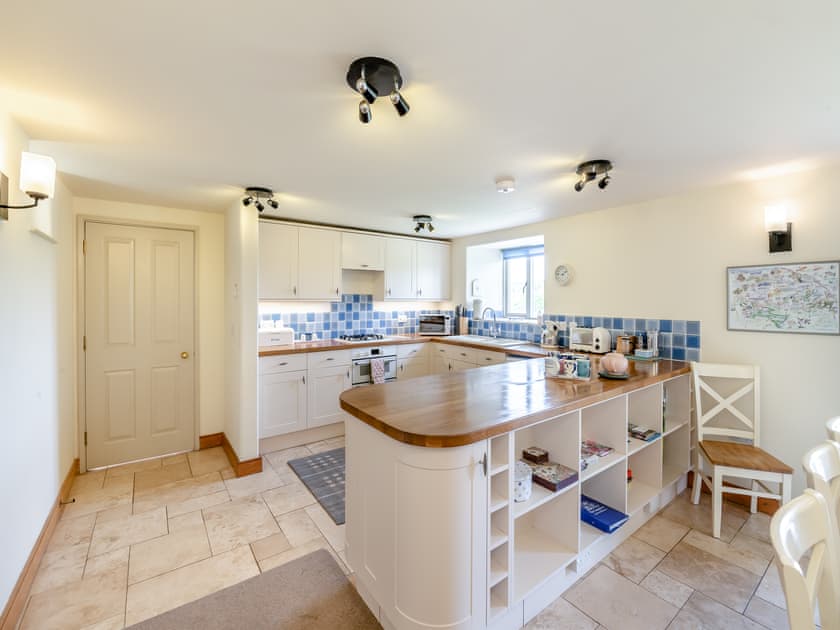 Kitchen/diner | The Long Barn - Sadler House Farm Cottages, Goathland, near Whitby