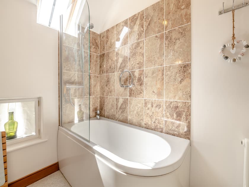 Bathroom | The Long Barn - Sadler House Farm Cottages, Goathland, near Whitby
