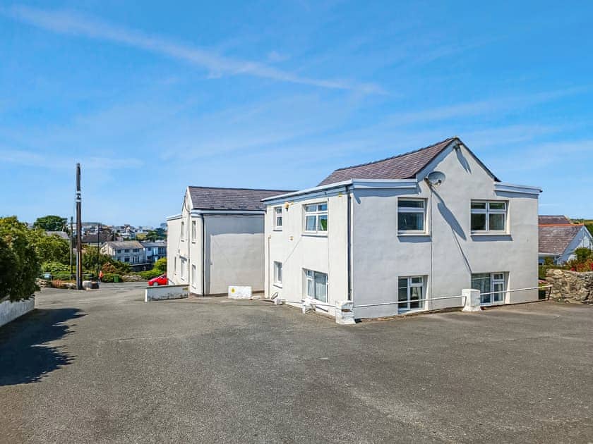 Parking | Seashell Cove, Cemaes Bay