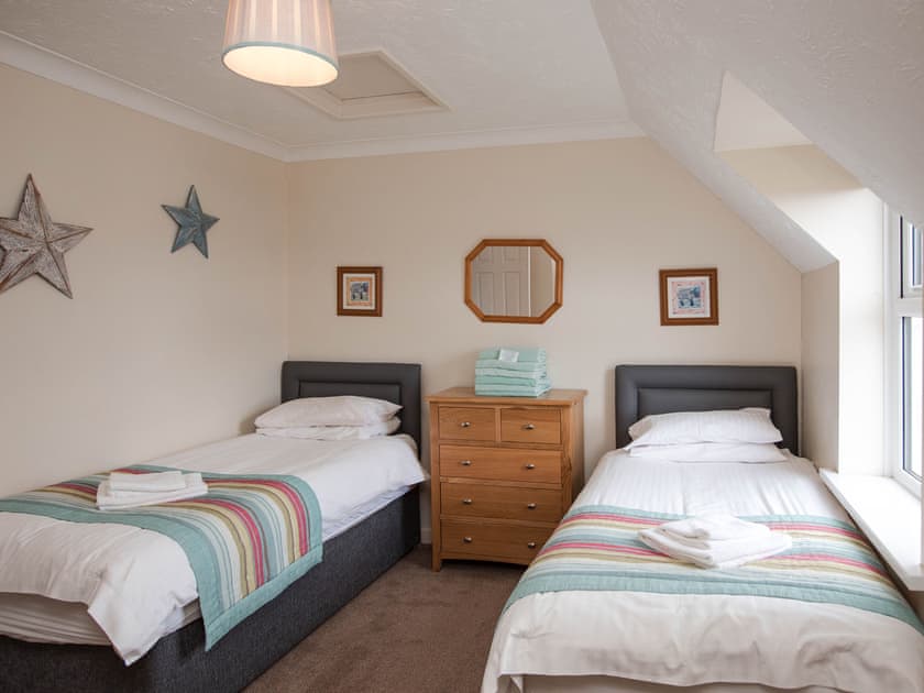 Twin bedroom | Caldey View - Celtic Haven Resort, Lydstep, near Tenby