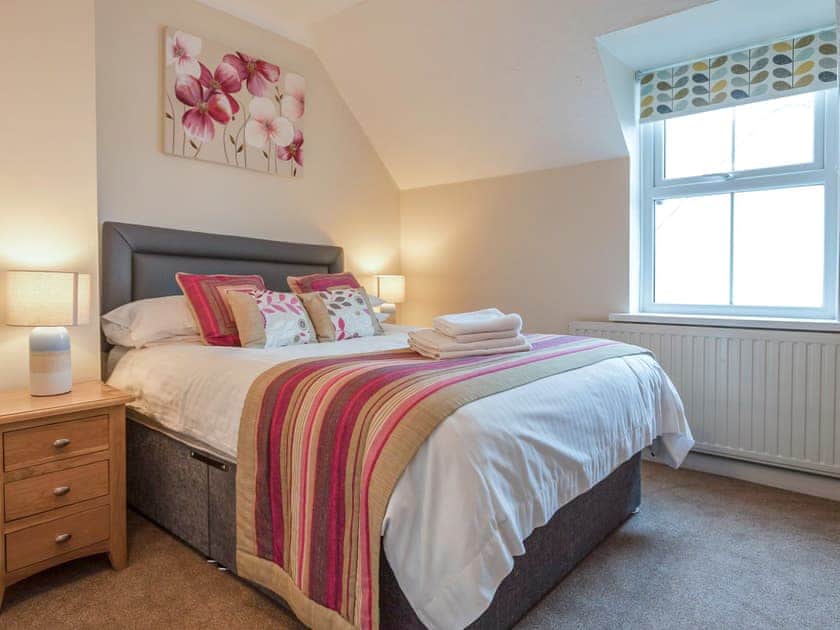 Double bedroom | Dolphin Cottage - Celtic Haven Resort, Lydstep, near Tenby