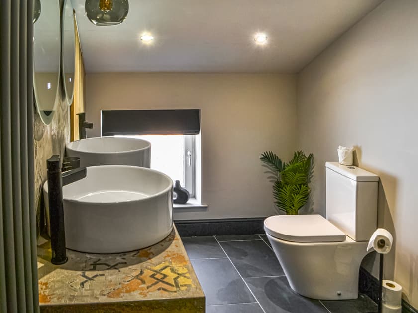 Bathroom | Silver Cottage, Morpeth
