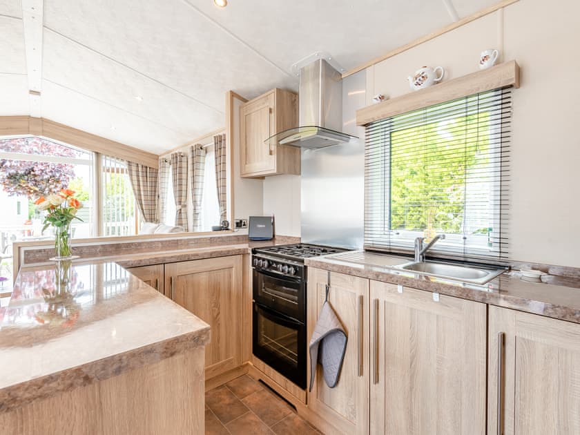 Kitchen area | Tradmach Lodge, Patrington