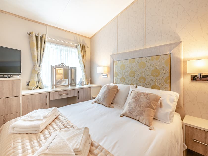 Double bedroom | Tradmach Lodge, Patrington
