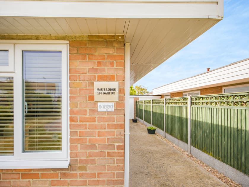 Exterior | Mae’s Lodge, Birchington-on-Sea, near Margate