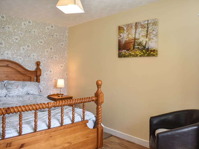 Master bedroom | Glen Nevis Cottage, Inverurie