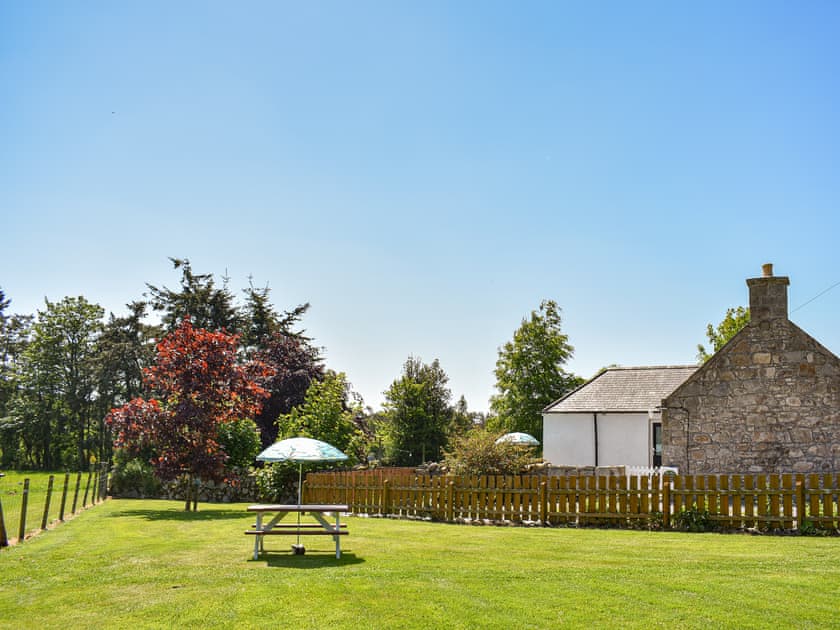 Garden | Glen Nevis Cottage, Inverurie