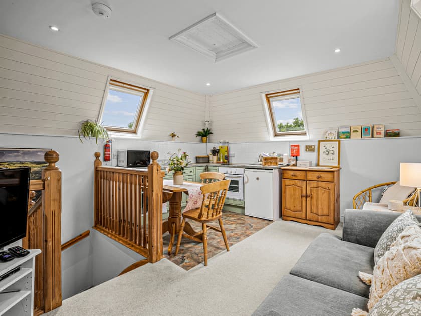 Open plan living space | Kiln - White House Cottages, Aylton, nr Ledbury