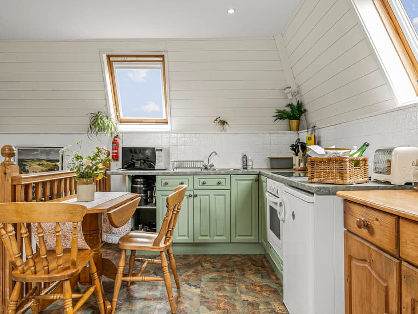 Open plan living space | Kiln - White House Cottages, Aylton, nr Ledbury