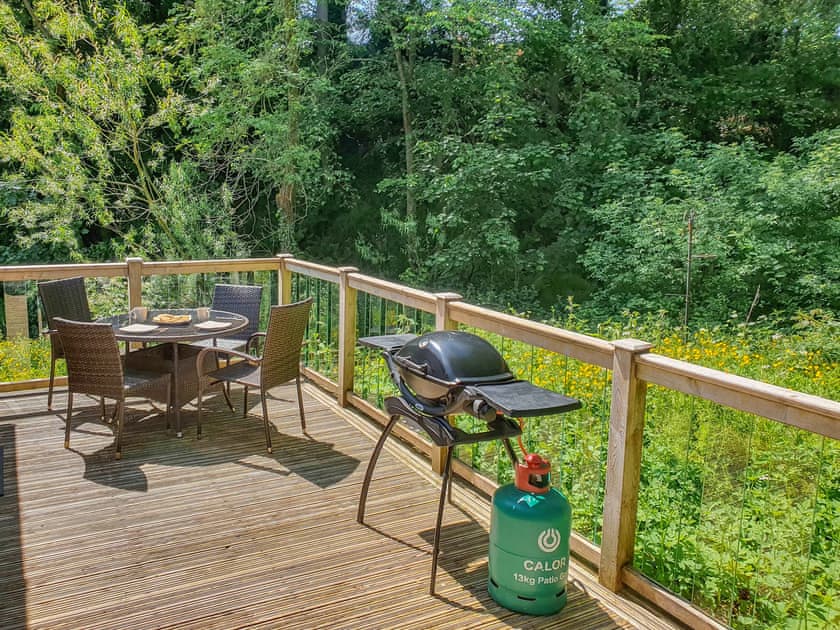 Sitting-out-area | Swn Y Nant, Brecon