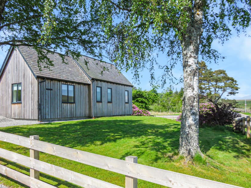 Exterior | Old School House, Altnaharra, near Lairg