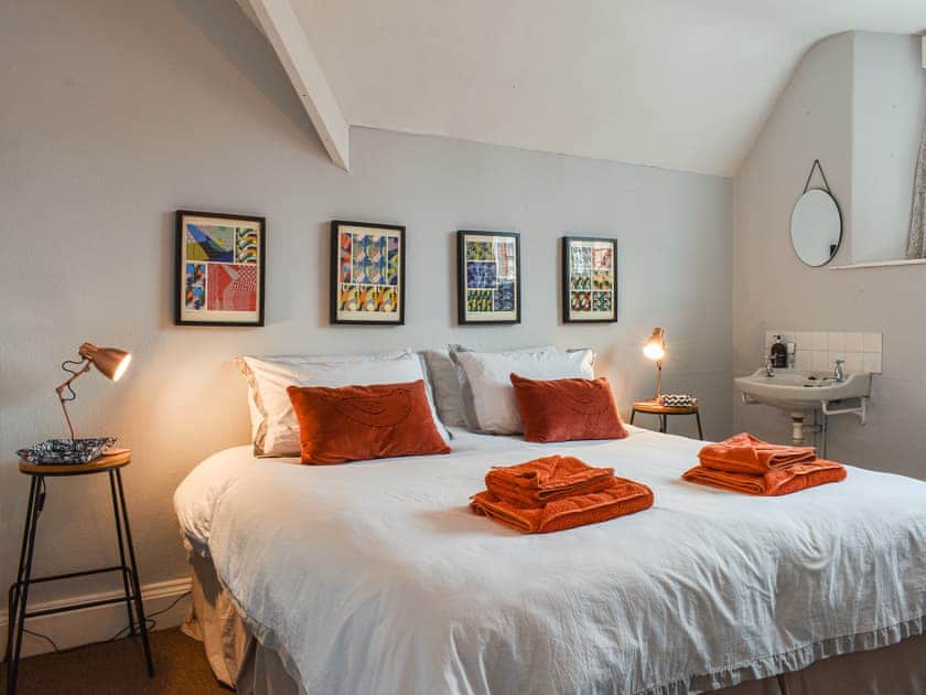 Twin bedroom | Scarborough House, Scarborough