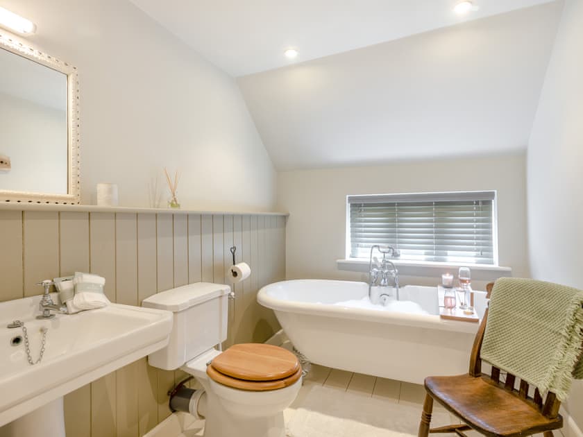 Bathroom | Hope Cottage, Barsham, near Beccles
