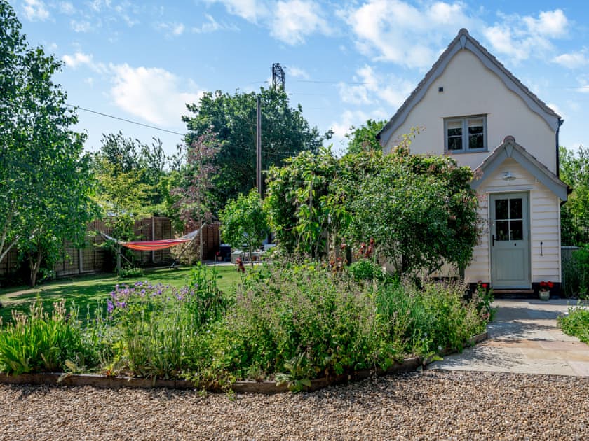 Exterior | Hope Cottage, Barsham, near Beccles