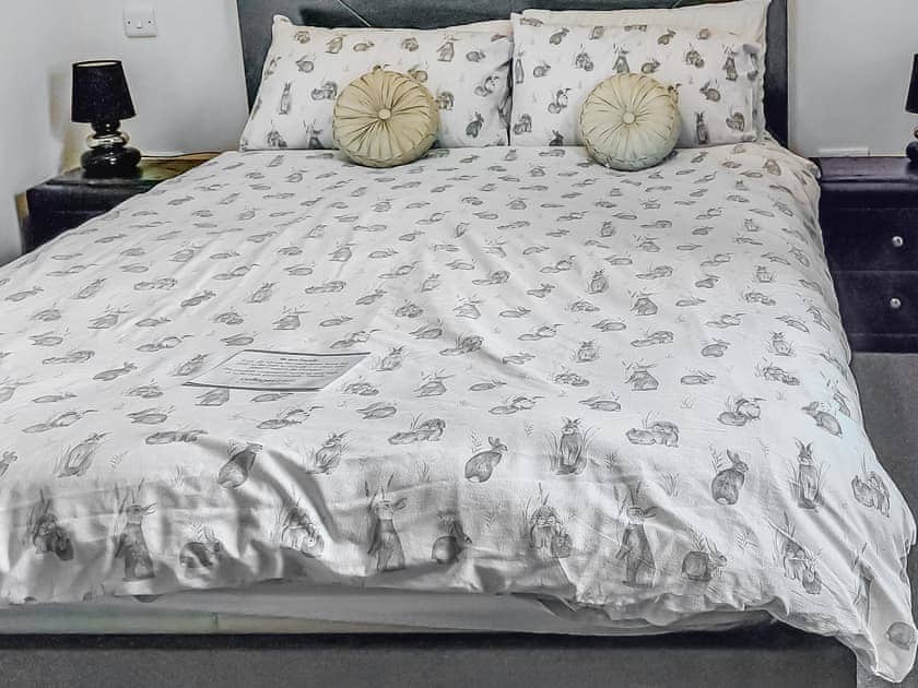 Kingsize bedroom  | Cairn View - Birchland, Strachan, near Banchory