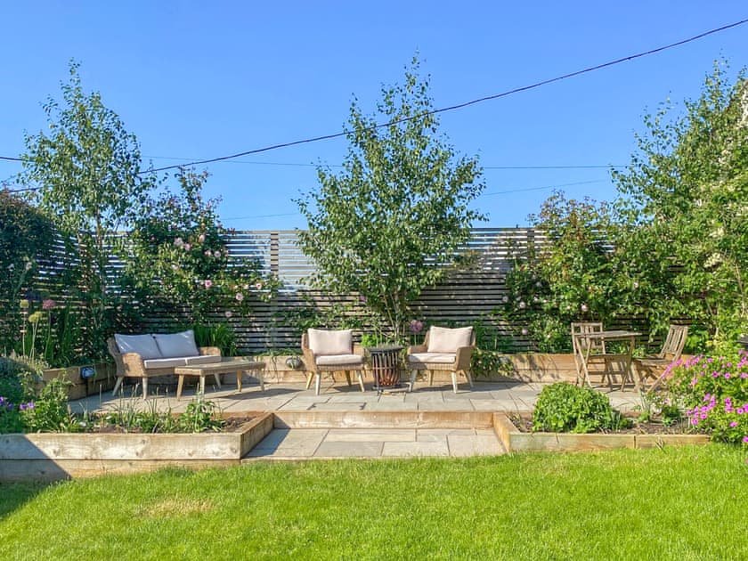 Sitting-out-area | The Stable, Carlingcott