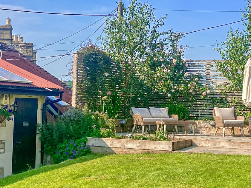 Sitting-out-area | The Stable, Carlingcott