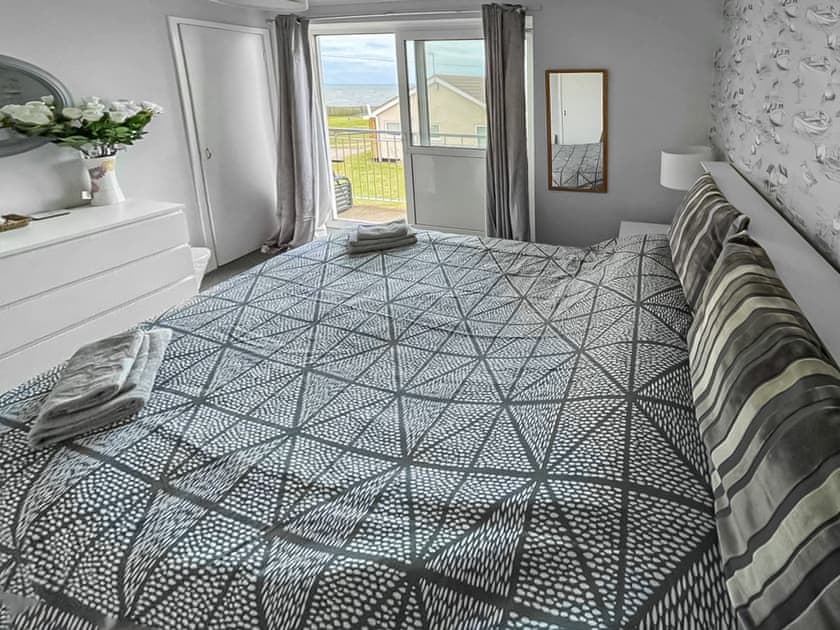 Double bedroom | Beach House, Corton, near Lowestoft