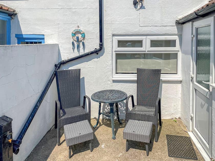 Sitting-out-area | Billy Napp’s Cottage, Filey