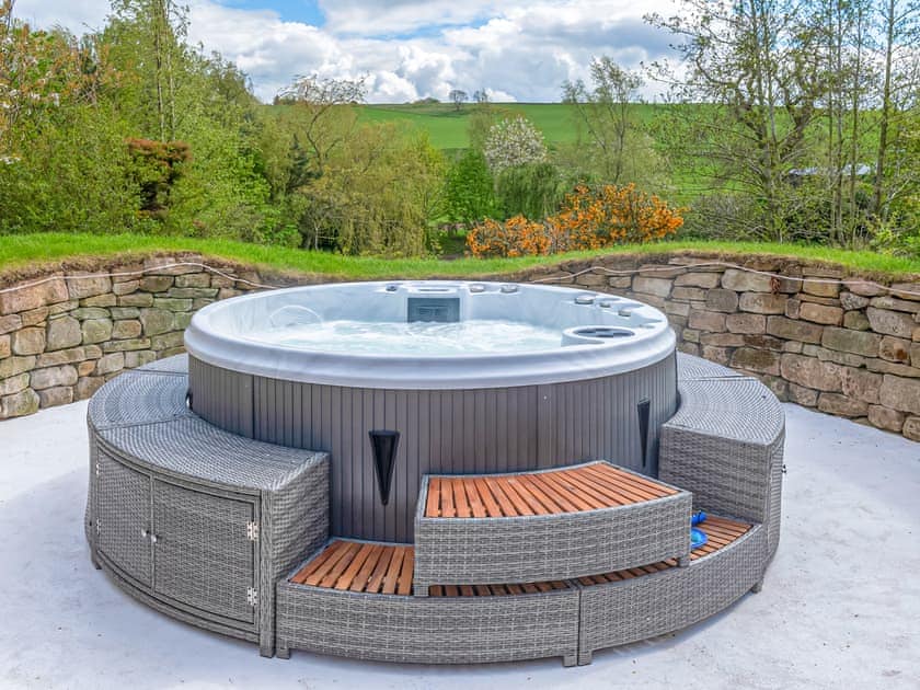 Jacuzzi | Stable Yard Cottage - Castleton Cottages, Greenlaw, near Duns