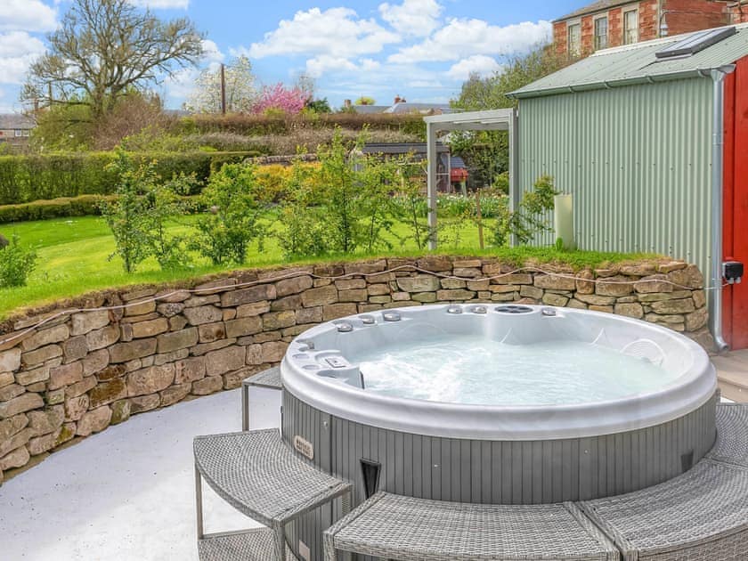 Jacuzzi | Stable Yard Cottage - Castleton Cottages, Greenlaw, near Duns