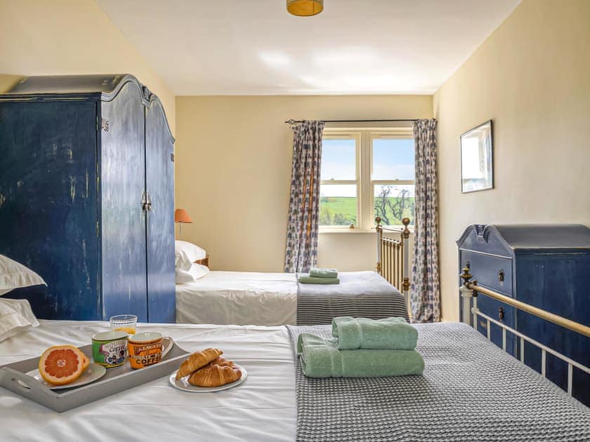Twin bedroom | Stable Yard Cottage - Castleton Cottages, Greenlaw, near Duns