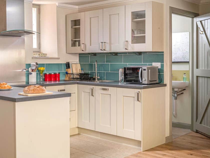 Kitchen | Groom’s Bell - Castletoun Cottages, Greenlaw, near Duns