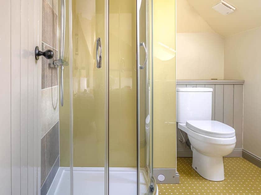 Bathroom | Groom’s Bell - Castletoun Cottages, Greenlaw, near Duns