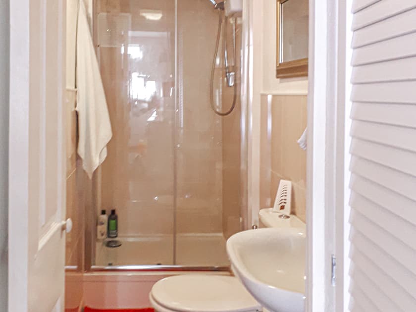Bathroom | Lucia Cottage, Craven Arms