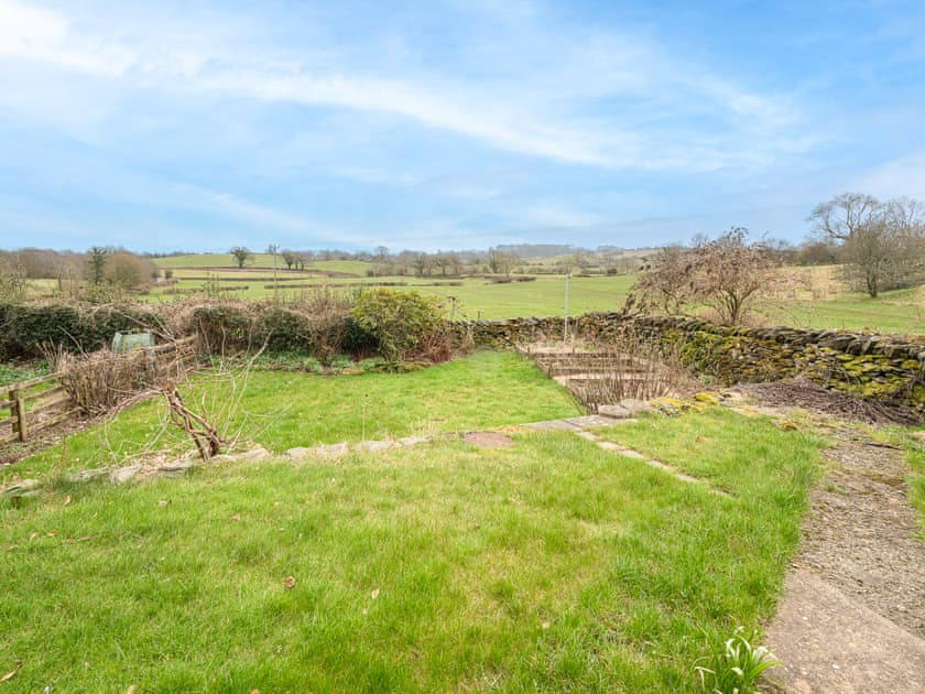 Garden | Laurel, Cowan Head, near Staveley