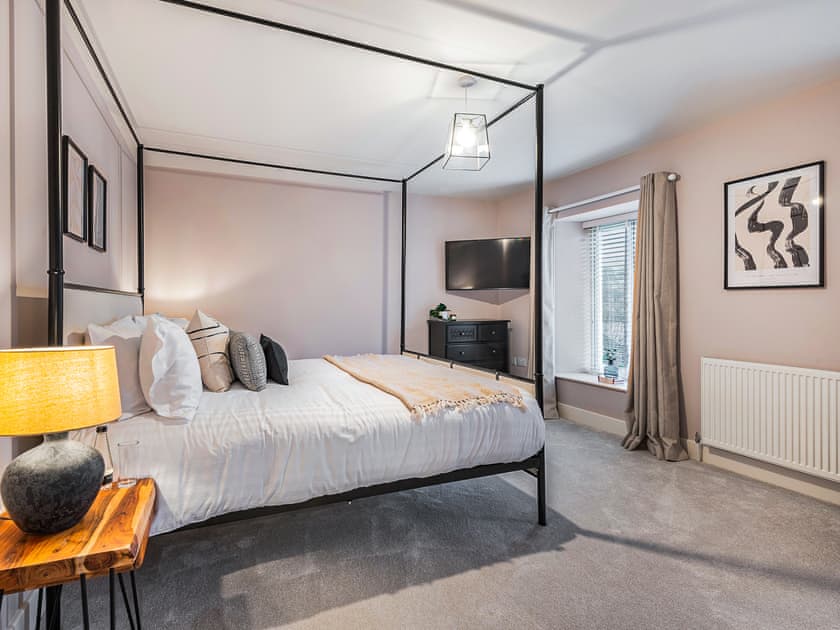 Double bedroom | Willow, Cowan Head