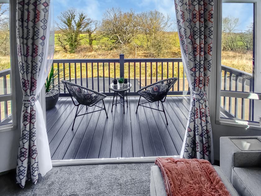 Living area | Long View  Lodge, Felton