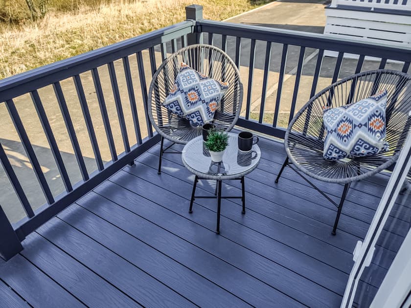 Sitting-out-area | Long View  Lodge, Felton