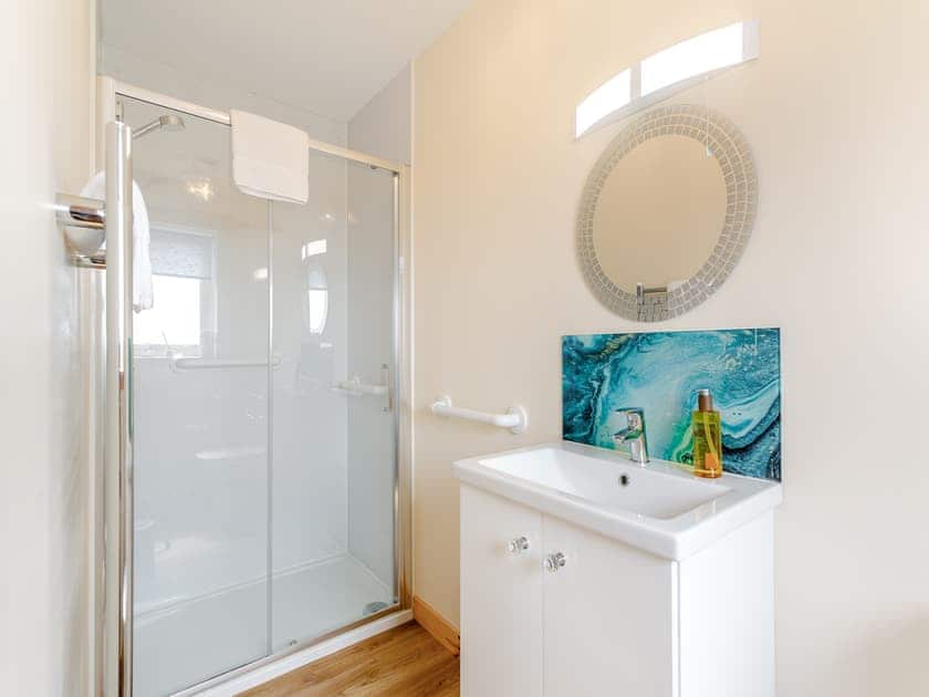 Bathroom | Seashells, Skirza, Near Caithness