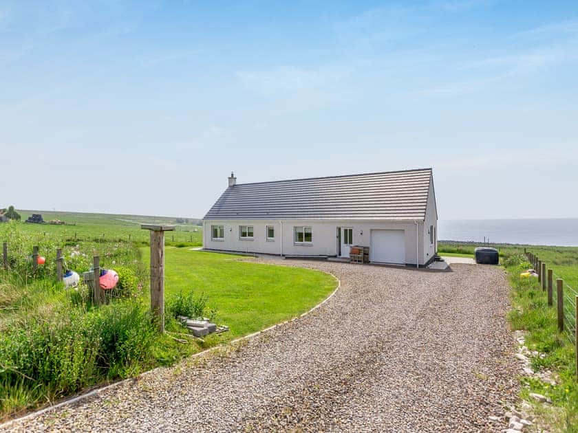 Exterior | Seashells, Skirza, Near Caithness