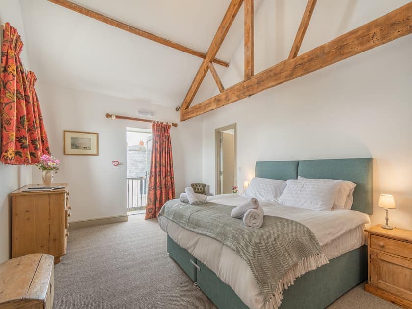 Double bedroom | The Old Brewery - The Old Brewery Cottages, Pembroke