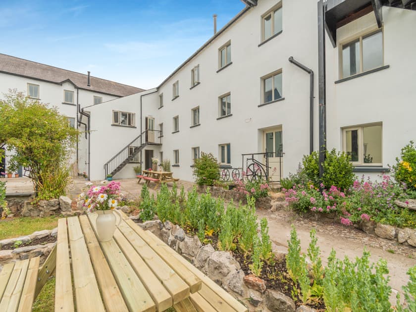 Garden | The Old Brewery - The Old Brewery Cottages, Pembroke