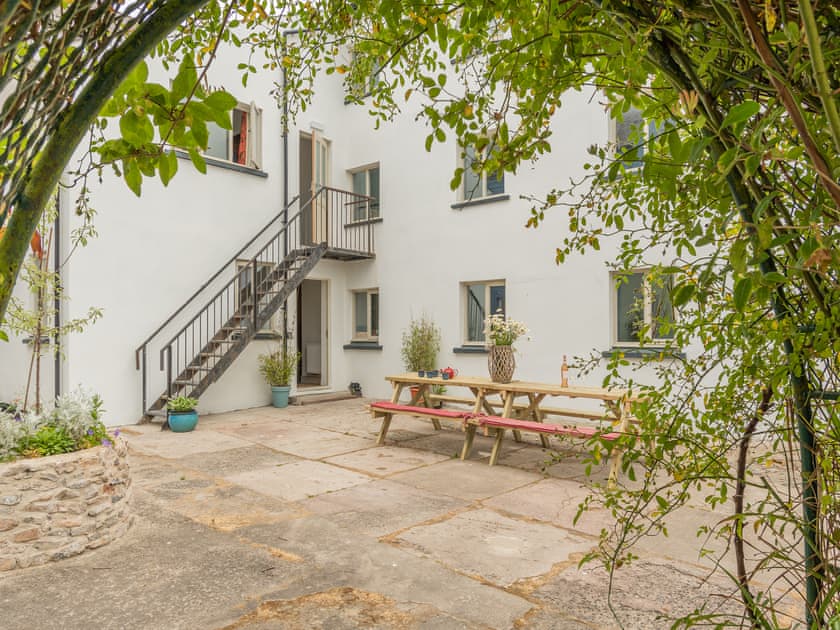 Garden | The Old Brewery - The Old Brewery Cottages, Pembroke
