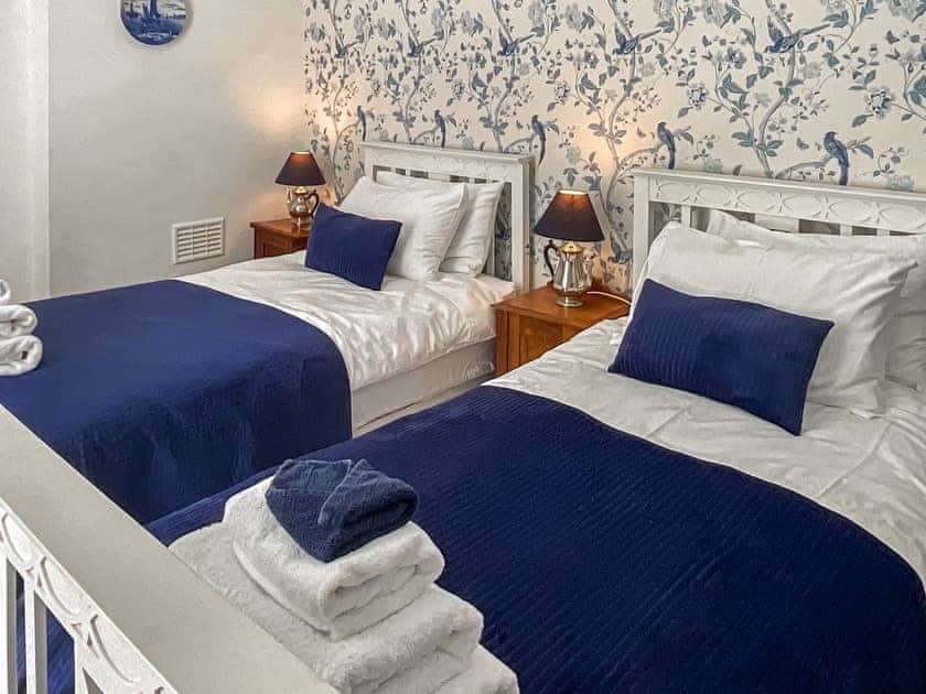 Double bedroom | Llys Deulyn, Trefriw, near Betws-y-Coed