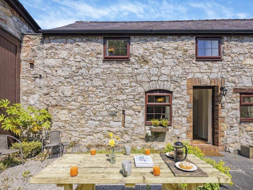 Exterior | Bluebell Cottage - Pen y Bryn Farm and Holiday Cottages, Betws Yn Rhos