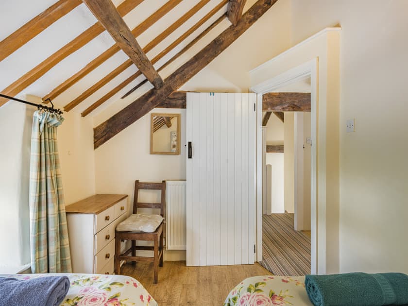 Twin bedroom | Bluebell Cottage - Pen y Bryn Farm and Holiday Cottages, Betws Yn Rhos