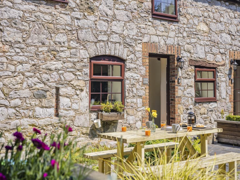 Exterior | Bluebell Cottage - Pen y Bryn Farm and Holiday Cottages, Betws Yn Rhos
