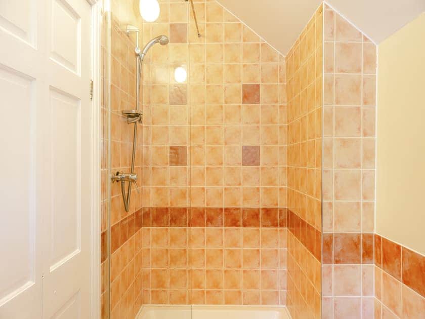 Bathroom | The Farmhouse - Pen y Bryn Farm and Holiday Cottages, Betws Yn Rhos