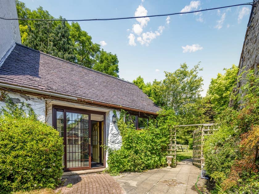 Exterior | The Farmhouse - Pen y Bryn Farm and Holiday Cottages, Betws Yn Rhos