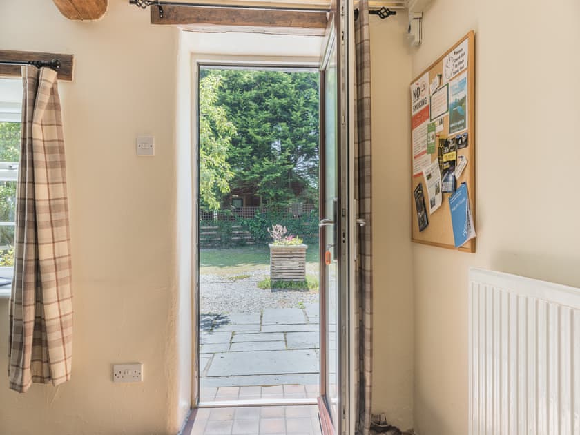 Hallway | Primrose Cottage - Pen y Bryn Farm and Holiday Cottages, Betws Yn Rhos