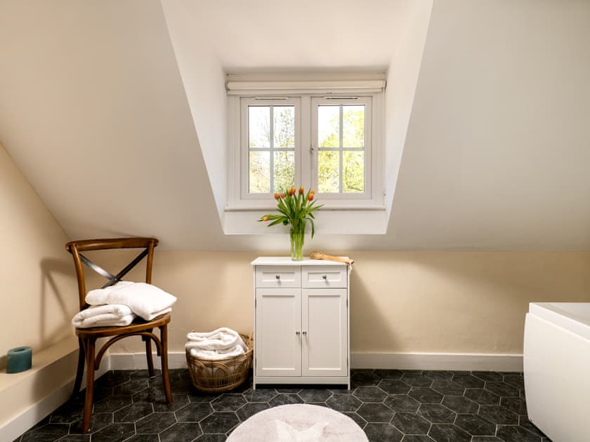 Bathroom with shower over bath | Upper Wing - Gresham Hall Estate, Gresham, near Sheringham