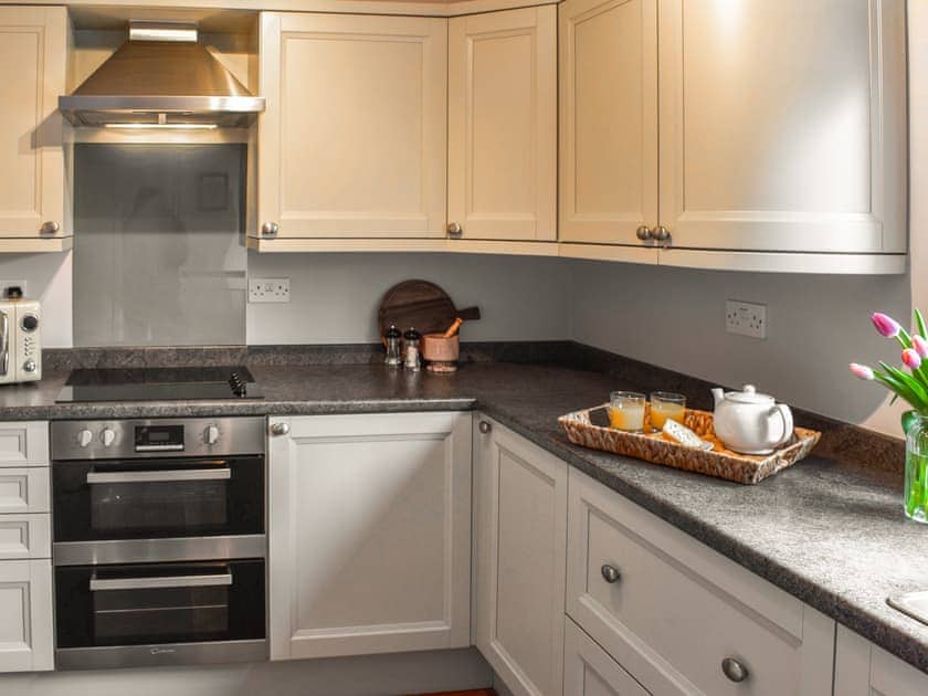 Delightful kitchen  | Enlli, Llanuwchllyn, near Bala