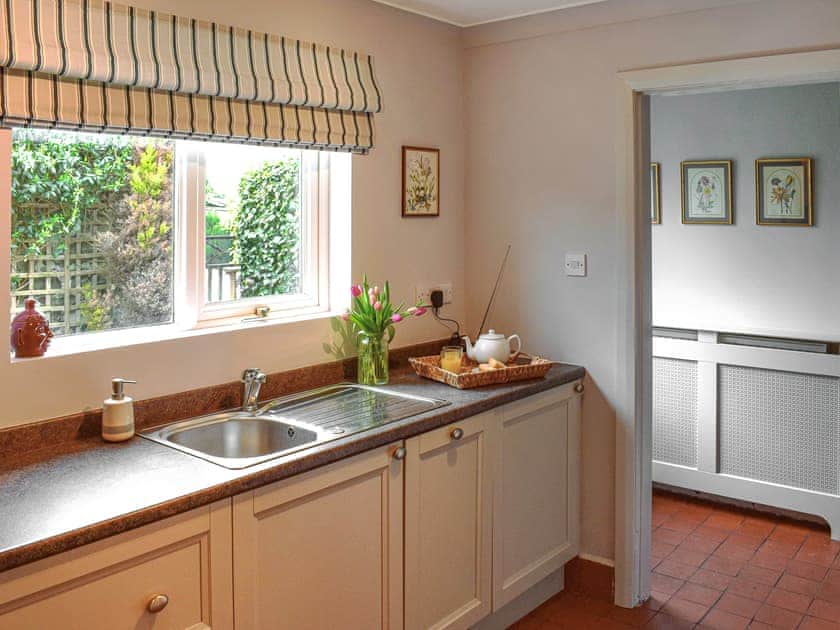 Delightful kitchen  | Enlli, Llanuwchllyn, near Bala