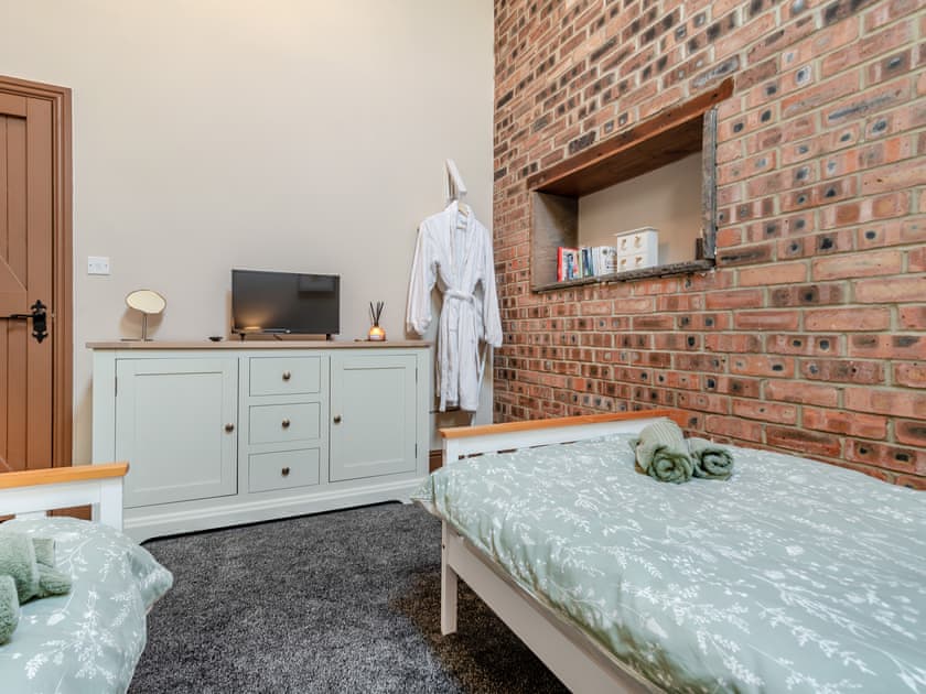 Twin bedroom | The Old Moat Barn, Elton, near Stockton-on-Tees